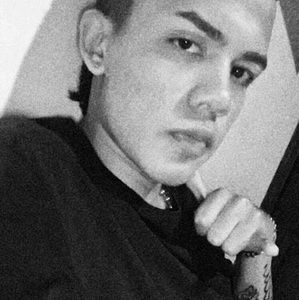Meet your Posher, Carlos
